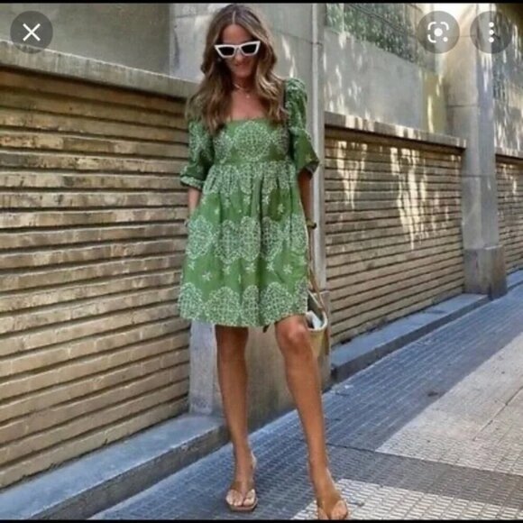 Zara Women's Blogger's Favorite Green Embroidered Puff Sleeve Dress- Size XS - Picture 2 of 16